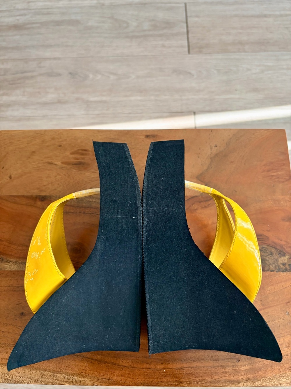 Delicious Yellow and Black Wedge Thong Sandals - Picture 4 of 6
